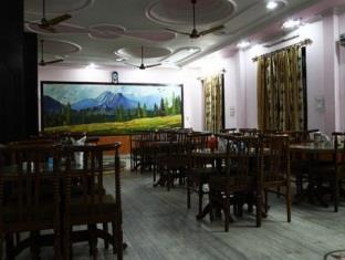 Dev Hotel Haridwār Zewnętrze zdjęcie